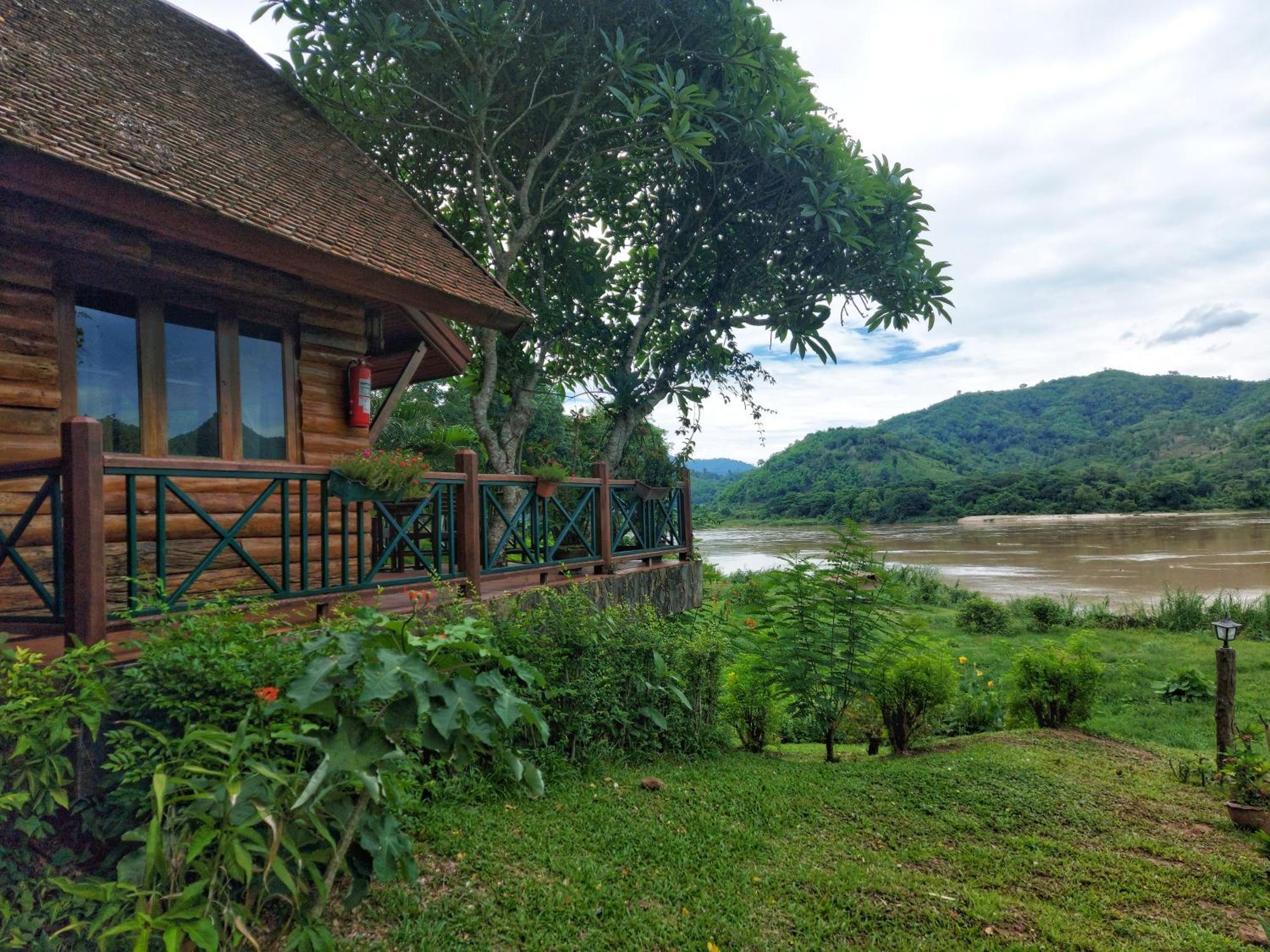 Mekong Villas Pak Chom Eksteriør bilde